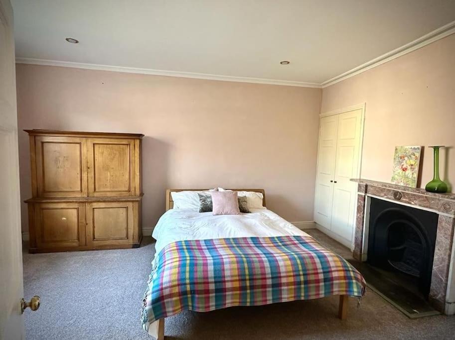 Villa Large Georgian House In Heart Of Exeter Extérieur photo