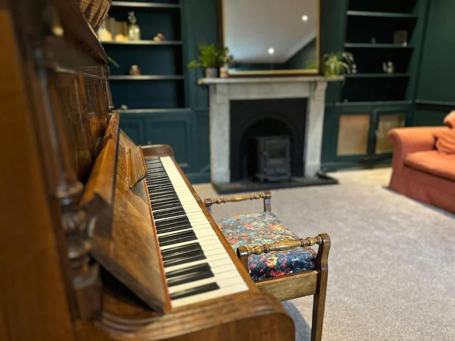 Villa Large Georgian House In Heart Of Exeter Extérieur photo