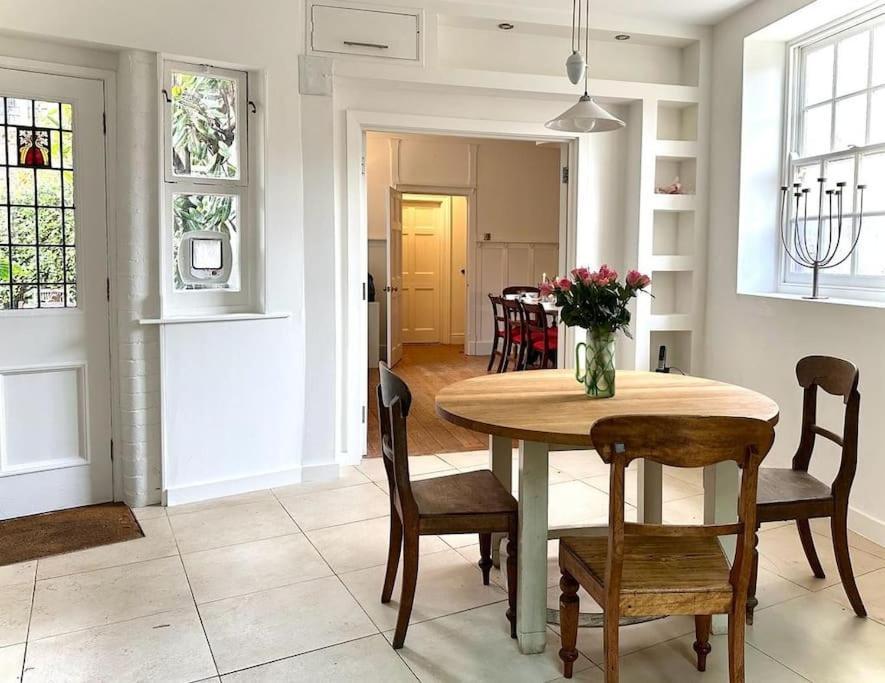 Villa Large Georgian House In Heart Of Exeter Extérieur photo
